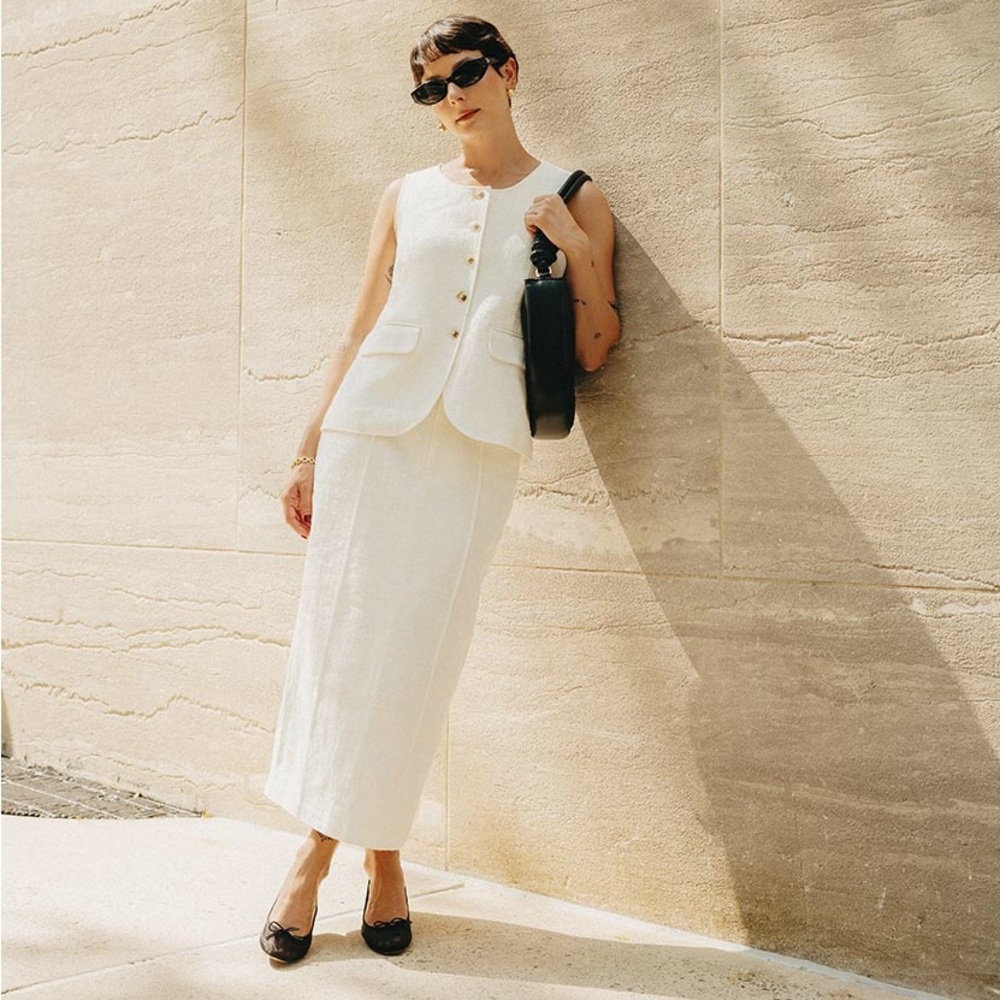 Petite Studio NYC Teigan Linen Pencil Skirt in White